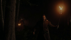 extant_GameOfThrones_1x02-TheKingsroad_5063