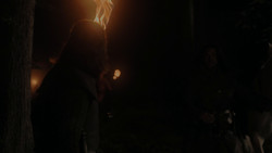 extant_GameOfThrones_1x02-TheKingsroad_5078