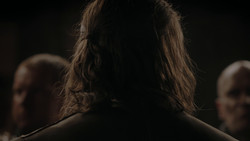 extant_GameOfThrones_1x02-TheKingsroad_5239