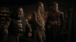 extant_GameOfThrones_1x02-TheKingsroad_5299