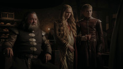 extant_GameOfThrones_1x02-TheKingsroad_5301