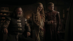 extant_GameOfThrones_1x02-TheKingsroad_5302
