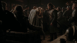 extant_GameOfThrones_1x02-TheKingsroad_5309