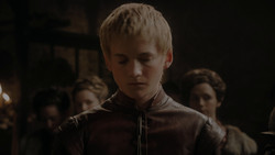 extant_GameOfThrones_1x02-TheKingsroad_5353