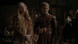extant_GameOfThrones_1x02-TheKingsroad_5444