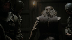 extant_GameOfThrones_1x02-TheKingsroad_5468