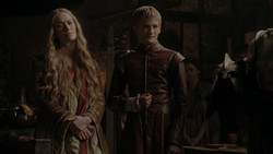 extant_GameOfThrones_1x02-TheKingsroad_5474