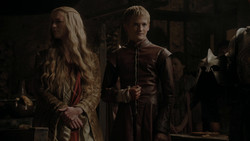 extant_GameOfThrones_1x02-TheKingsroad_5475