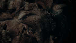 extant_GameOfThrones_1x02-TheKingsroad_5705