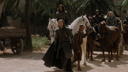 extant_GameOfThrones_1x03-LordSnow_0038