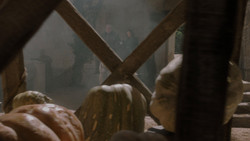extant_GameOfThrones_1x03-LordSnow_1461