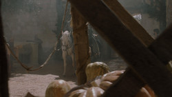 extant_GameOfThrones_1x03-LordSnow_1463