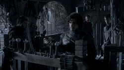 extant_GameOfThrones_1x03-LordSnow_1937