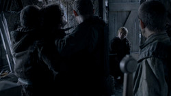 extant_GameOfThrones_1x03-LordSnow_1995