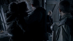 extant_GameOfThrones_1x03-LordSnow_1998