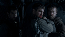 extant_GameOfThrones_1x03-LordSnow_2005