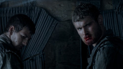 extant_GameOfThrones_1x03-LordSnow_2045