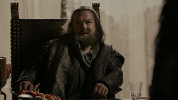 extant_GameOfThrones_1x03-LordSnow_2452