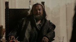 extant_GameOfThrones_1x03-LordSnow_2458