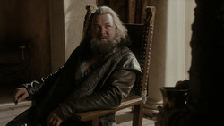 extant_GameOfThrones_1x03-LordSnow_2574