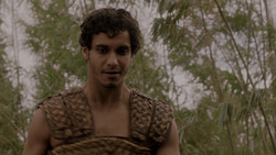 extant_GameOfThrones_1x03-LordSnow_2972