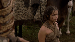 extant_GameOfThrones_1x03-LordSnow_2997