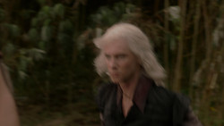 extant_GameOfThrones_1x03-LordSnow_3060