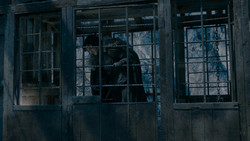 extant_GameOfThrones_1x03-LordSnow_3135