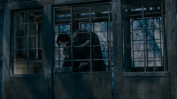 extant_GameOfThrones_1x03-LordSnow_3136