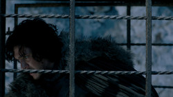 extant_GameOfThrones_1x03-LordSnow_3138