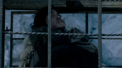 extant_GameOfThrones_1x03-LordSnow_3149