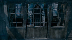 extant_GameOfThrones_1x03-LordSnow_3156