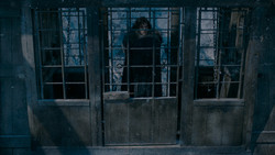 extant_GameOfThrones_1x03-LordSnow_3157