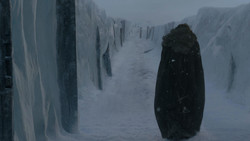 extant_GameOfThrones_1x03-LordSnow_3229