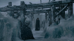 extant_GameOfThrones_1x03-LordSnow_3246