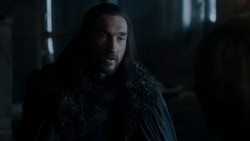 extant_GameOfThrones_1x03-LordSnow_3512