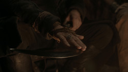extant_GameOfThrones_1x03-LordSnow_3768