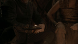 extant_GameOfThrones_1x03-LordSnow_3771