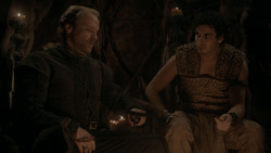 extant_GameOfThrones_1x03-LordSnow_3785