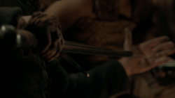 extant_GameOfThrones_1x03-LordSnow_3797