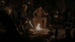 extant_GameOfThrones_1x03-LordSnow_3809
