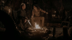 extant_GameOfThrones_1x03-LordSnow_3814
