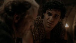 extant_GameOfThrones_1x03-LordSnow_3845