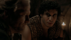 extant_GameOfThrones_1x03-LordSnow_3859