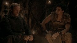 extant_GameOfThrones_1x03-LordSnow_3876