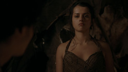extant_GameOfThrones_1x03-LordSnow_3928