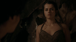 extant_GameOfThrones_1x03-LordSnow_3929