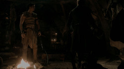 extant_GameOfThrones_1x03-LordSnow_3946