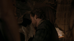 extant_GameOfThrones_1x03-LordSnow_3952