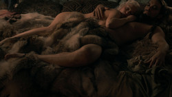 extant_GameOfThrones_1x03-LordSnow_4151